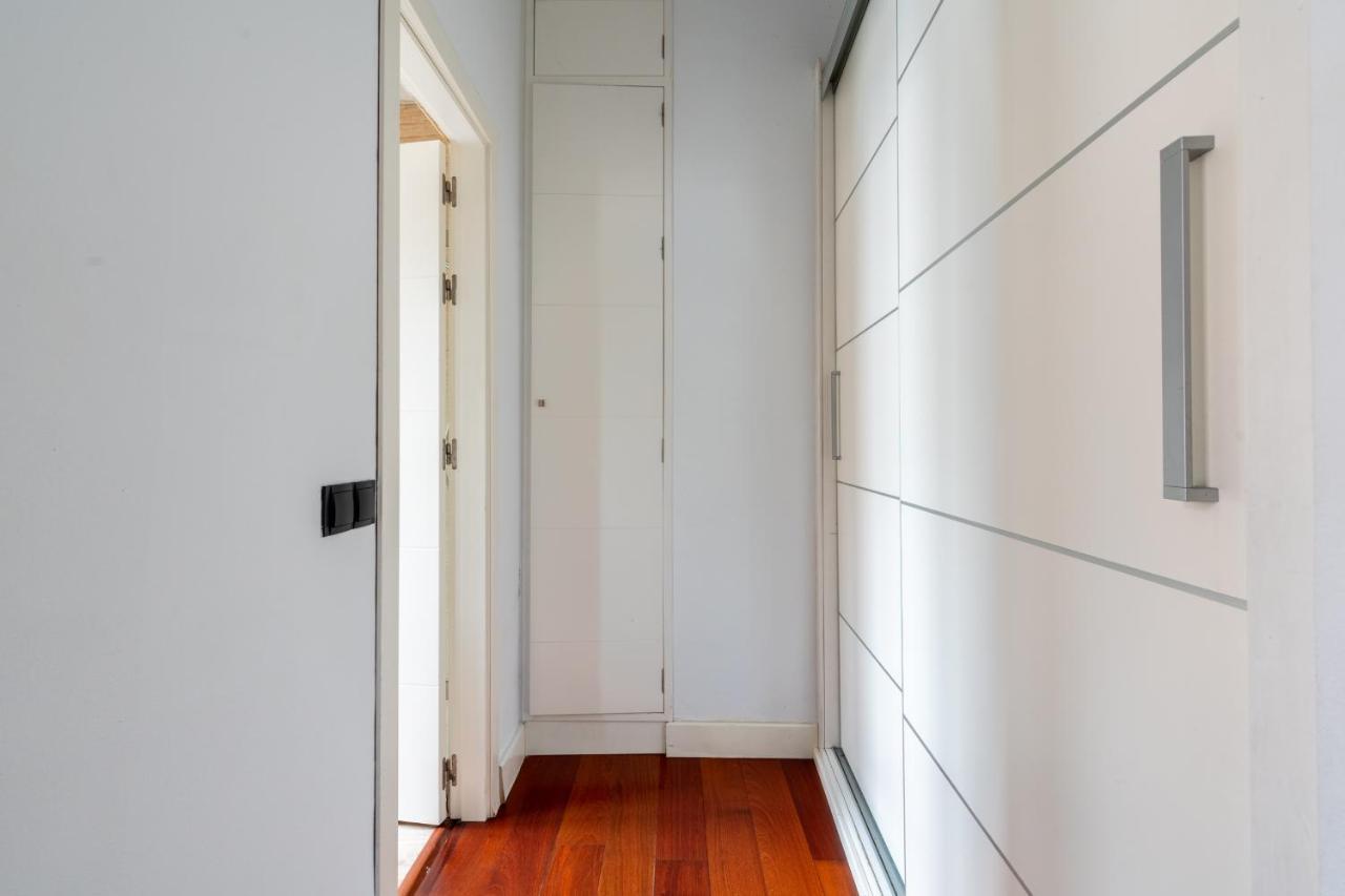 Cathedral Apartment, Upper Floor Apartment Sevilla Exterior foto