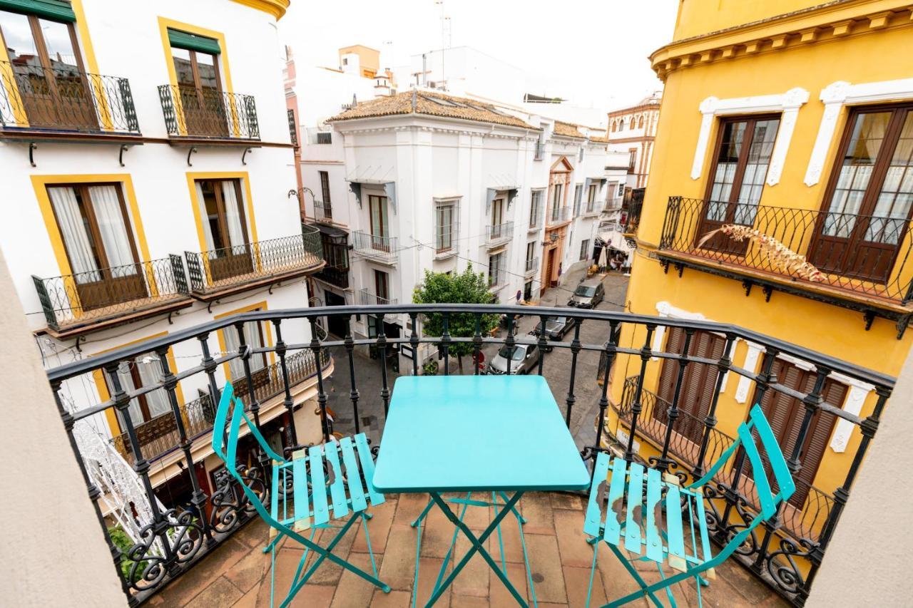 Cathedral Apartment, Upper Floor Apartment Sevilla Exterior foto