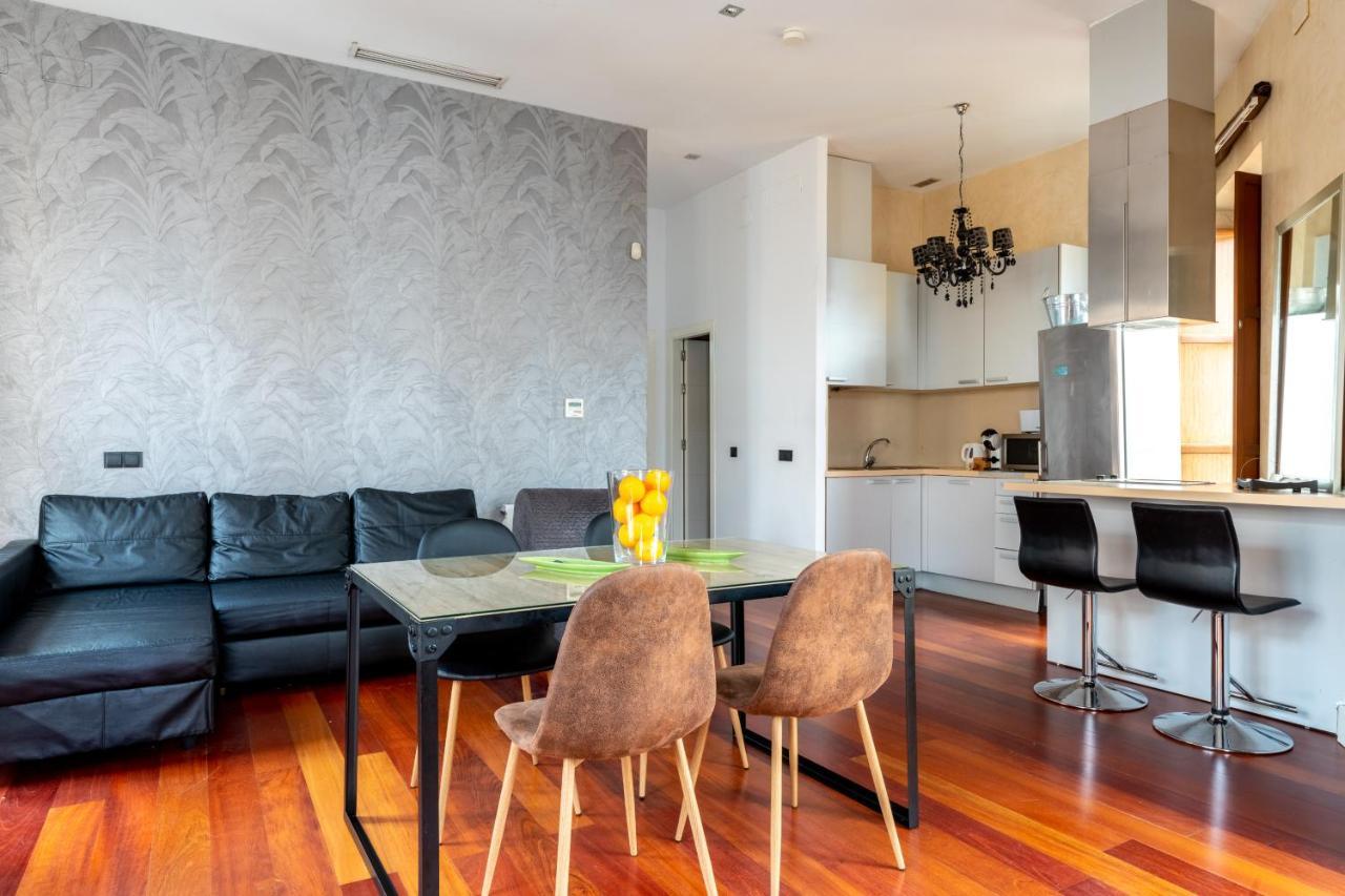 Cathedral Apartment, Upper Floor Apartment Sevilla Exterior foto
